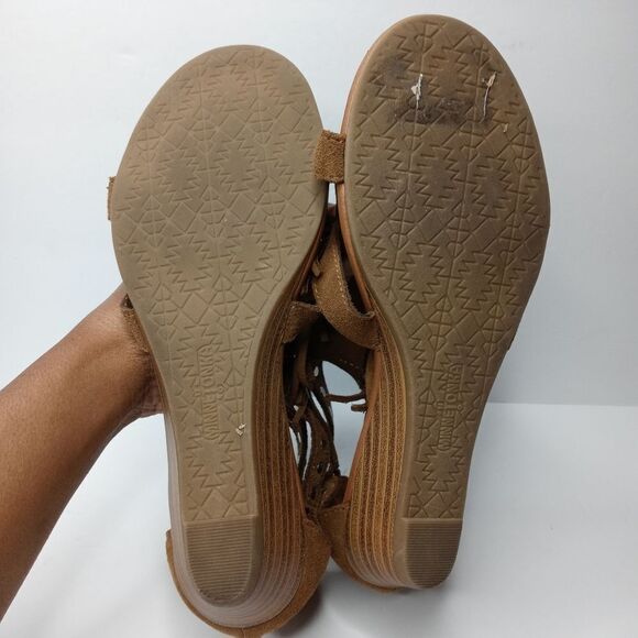 Minnetonka Monaco Brown Leather Wedge Sandal with Fringe - Picture 10 of 10